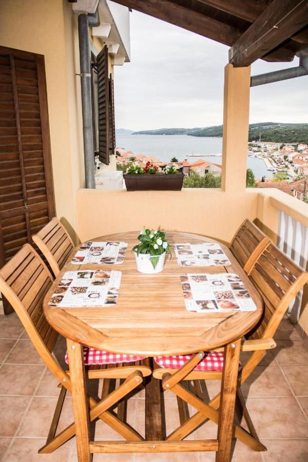 House Lucija Apartment Sali Luaran gambar