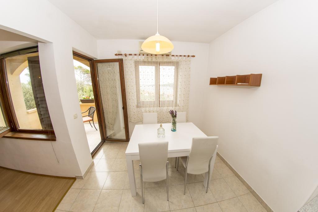 House Lucija Apartment Sali Luaran gambar